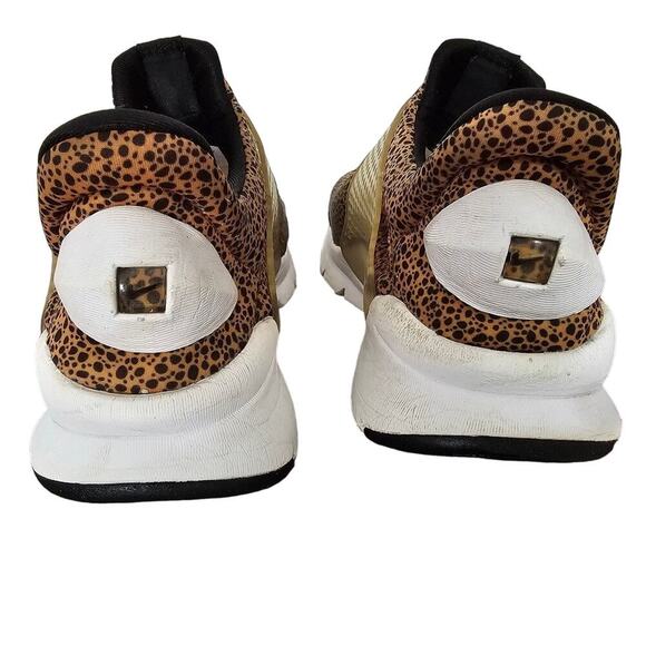 Size 9.5 mens - Picture 3 of 3